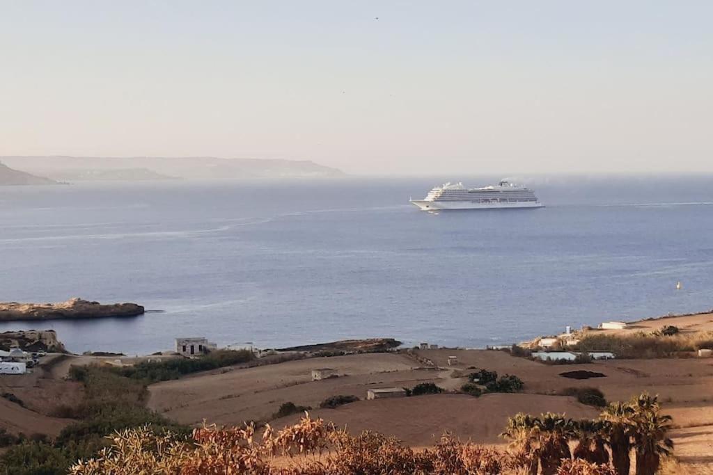 Sunset Court Self Catering Sea View Ghajnsielem